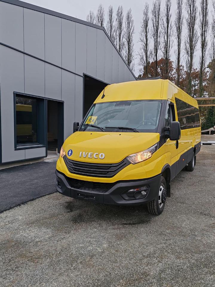 Minibus 5 MINIBUS IVECO DAILY NEUF ET NON IMMATRICULE 5 MINIBUS IVECO DAILY NEUF ET NON IMMATRICULE- Photo 5