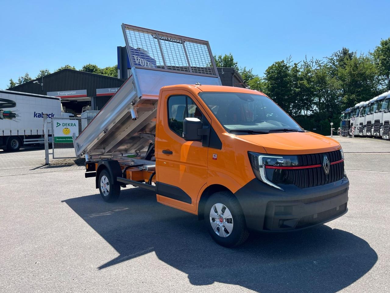 Kipper Transporter Renault Master mit JPM Dreiseitenkipper Renault Master mit JPM Dreiseitenkipper- Photo 3