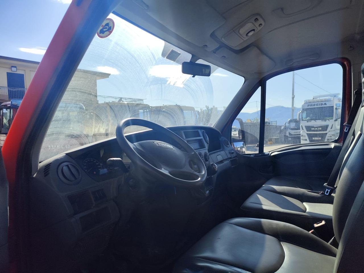 Tipper van DAILY 35C13 DAILY 35C13- Photo 9