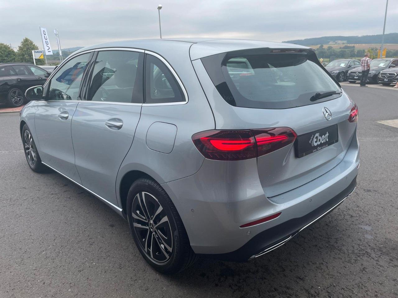 Personentransporter Mercedes-Benz B 200 Progressive Multibeam+360°+TOTW+Carplay Mercedes-Benz B 200 Progressive Multibeam+360°+TOTW+Carplay- Photo 3