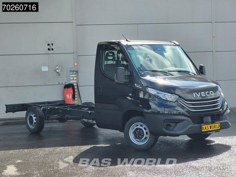Transporter Daily 35S21 Chassis cabine Automaat 410WB ACC LED Parkeersensoren Euro6 Fahrgestell Chassis Airco Daily 35S21 Chassis cabine Automaat 410WB ACC LED Parkeersensoren Euro6 Fahrgestell Chassis Airco- Photo 2