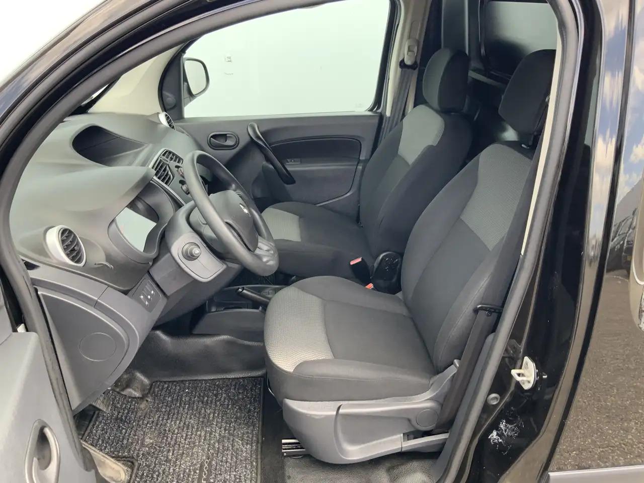 Kleintransporter 1.5 dCi 90 Energy Comfort Plus .Sortimo Kasten Com 1.5 dCi 90 Energy Comfort Plus .Sortimo Kasten Com- Photo 8