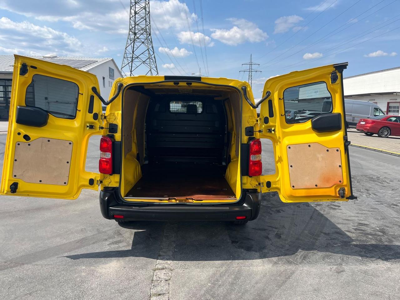 Small van Peugeot Expert Box Pro L3 / 2.0 Blue HDI / More units Peugeot Expert Box Pro L3 / 2.0 Blue HDI / More units- Photo 8