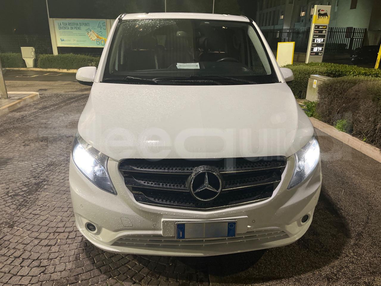 Kleinbus Mercedes-Benz Vito Tourer Mercedes-Benz Vito Tourer- Photo 2