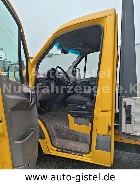 Flatbed van- Photo 5