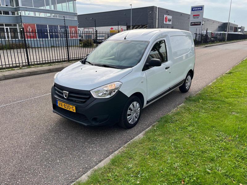 Kleintransporter Dokker 1.5 Dci 75 Ambiance , Airco , zijschuifdeur Dokker 1.5 Dci 75 Ambiance , Airco , zijschuifdeur- Photo 2