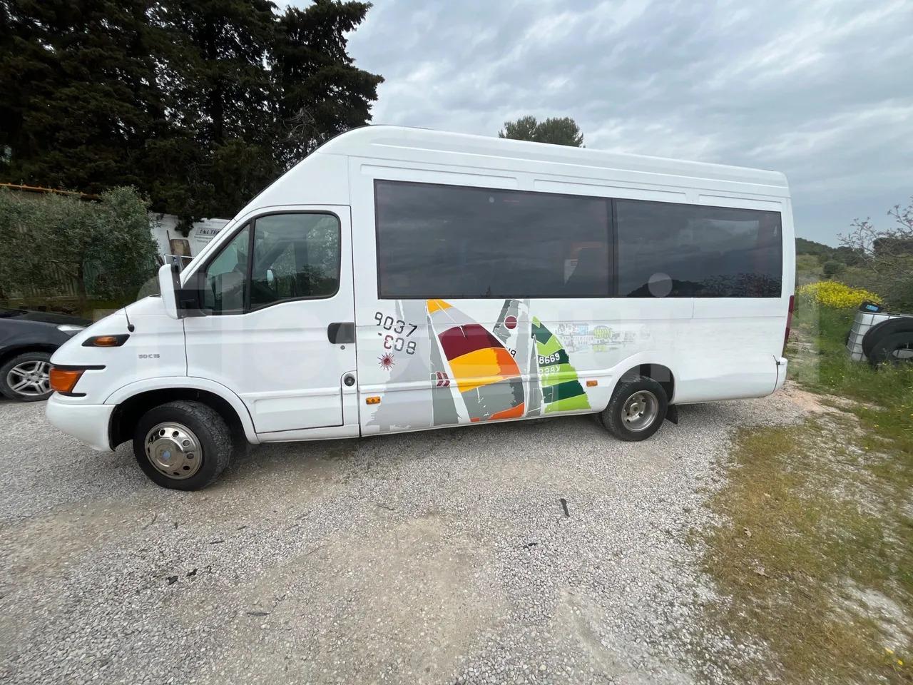 Kleinbus Iveco Daily Iveco Daily- Photo 6