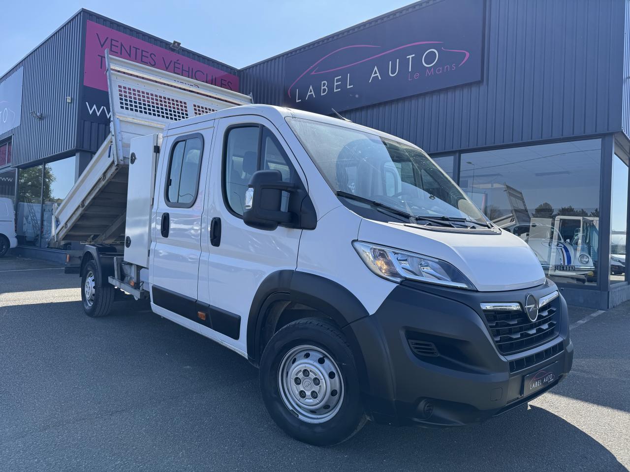 Tipper van MOVANO 3T5 BENNE + COFFRE DOUBLE CABINE 6PLACES 2.2 HDI 165CH MOVANO 3T5 BENNE + COFFRE DOUBLE CABINE 6PLACES 2.2 HDI 165CH- Photo 2