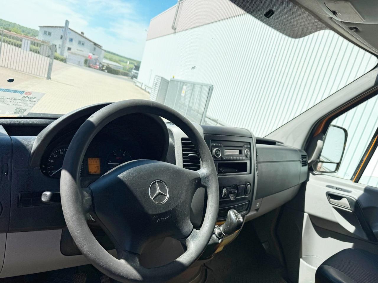Pritschenwagen Sprinter 313 CDI 4x4 Doka Sprinter 313 CDI 4x4 Doka Sprinter 313 CDI 4x4 Doka Sprinter 313 CDI 4x4 Doka- Photo 2