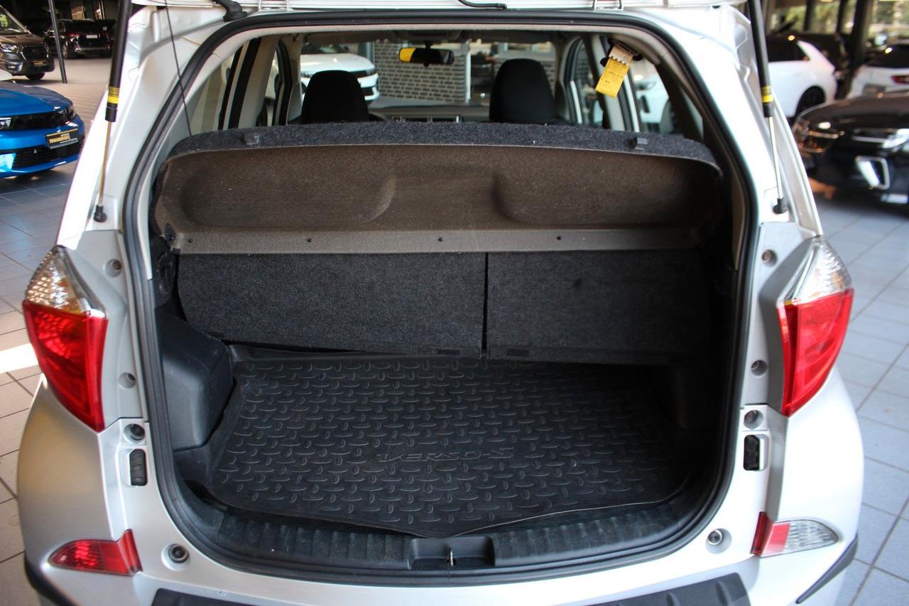 Personentransporter Toyota Verso-S Life Klima ZV Allwetter Kamera AHK Toyota Verso-S Life Klima ZV Allwetter Kamera AHK- Photo 10