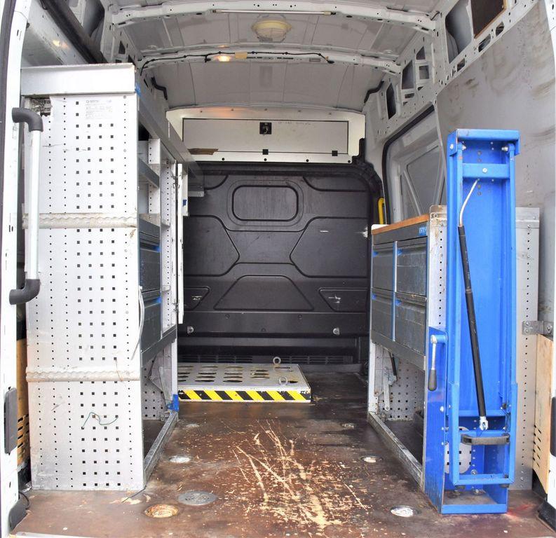 Panel van- Photo 8