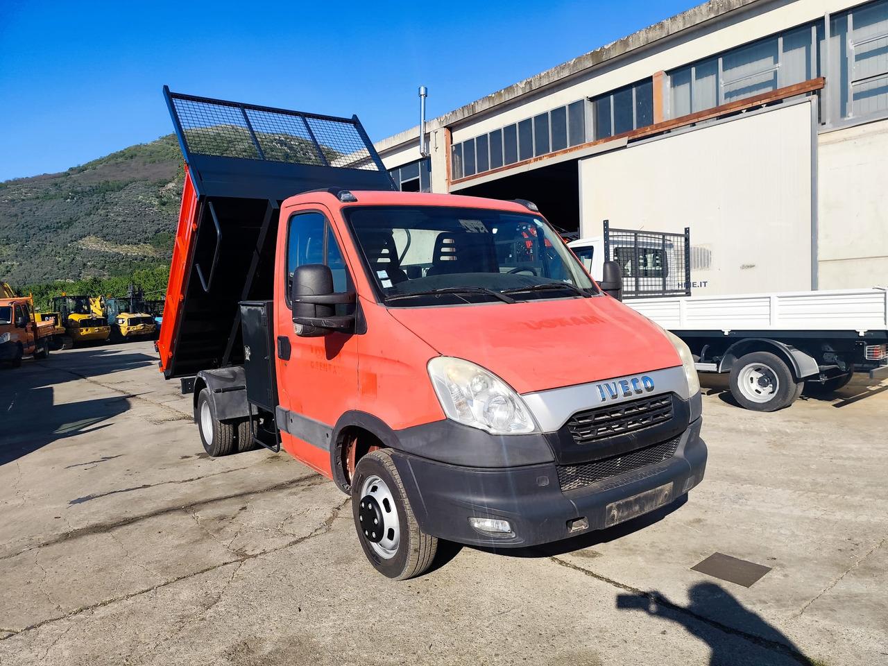 Tipper van DAILY 35C13 DAILY 35C13- Photo 6