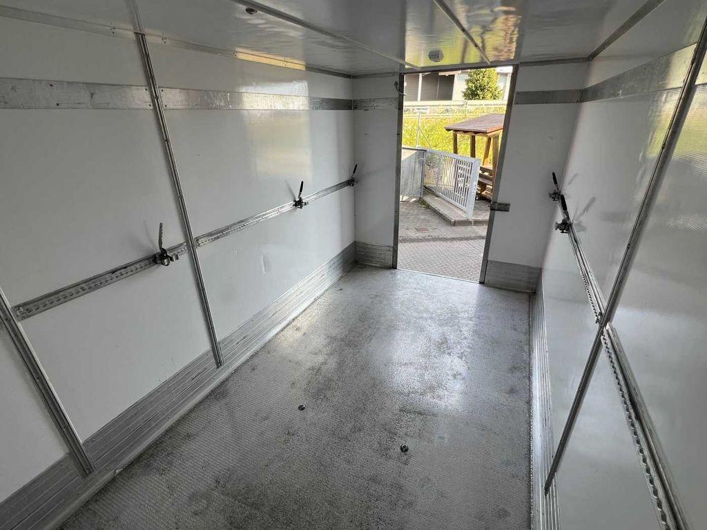 Kühltransporter- Photo 8