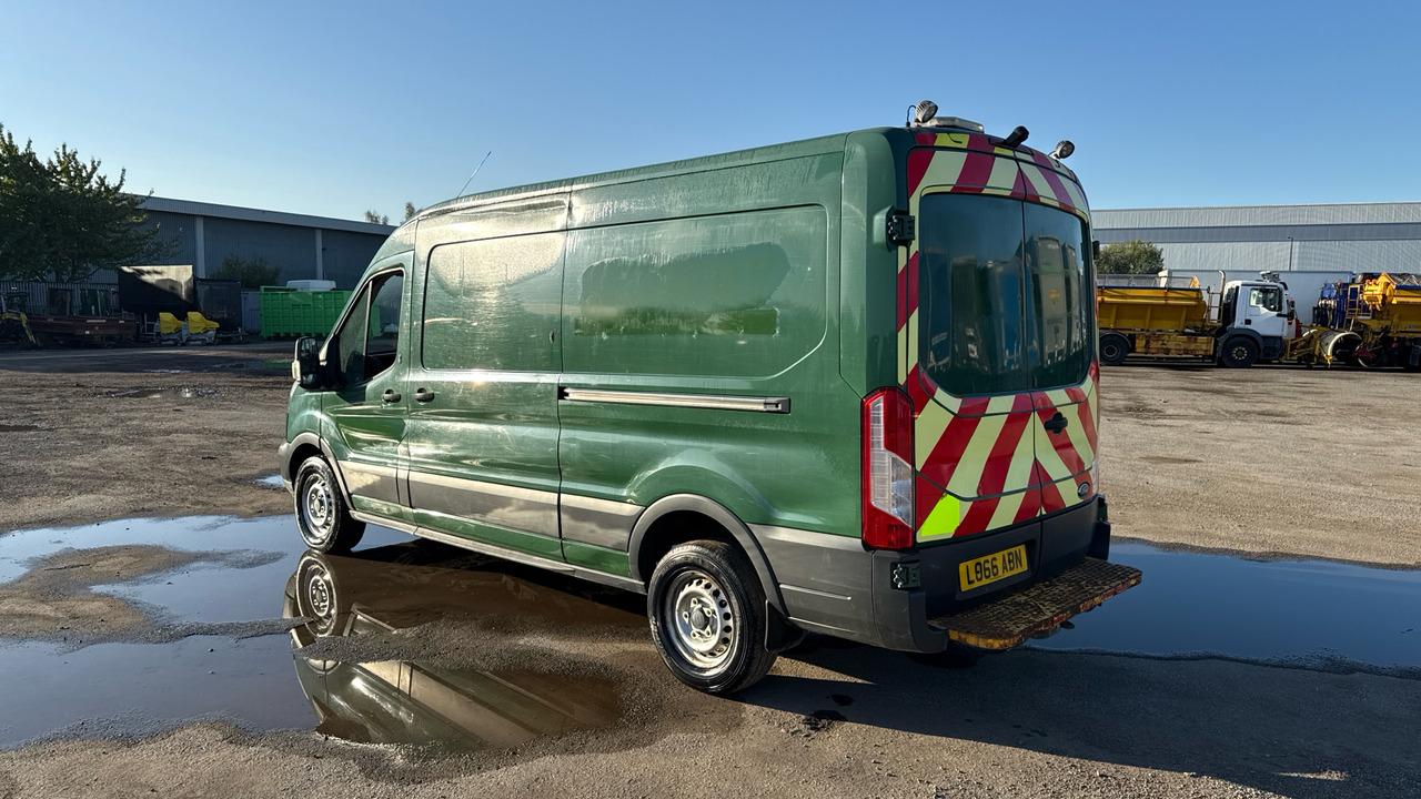 Kastenwagen Transit 350 2.0 TDCI 130PS Transit 350 2.0 TDCI 130PS- Photo 3