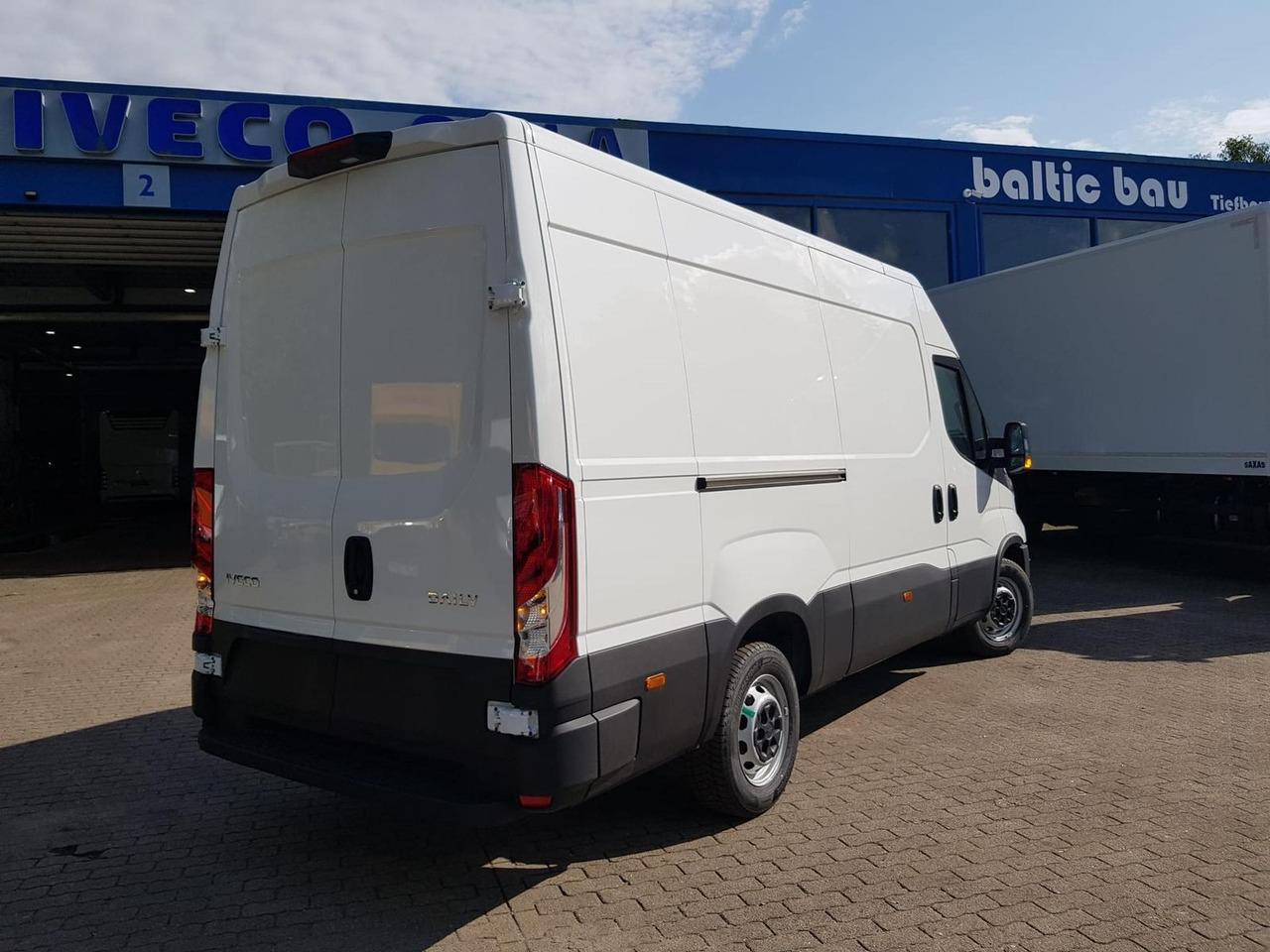 Kastenwagen Iveco Daily 35S14A8 V Y mit Rückfahrkamera und Radi... Iveco Daily 35S14A8 V Y mit Rückfahrkamera und Radi...- Photo 6