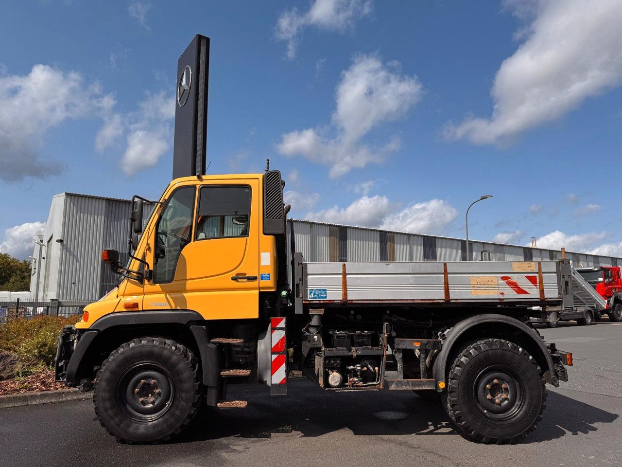 Pritschenwagen Mercedes-Benz Unimog U300 4x4 Vario-Pilot Mercedes-Benz Unimog U300 4x4 Vario-Pilot- Photo 4