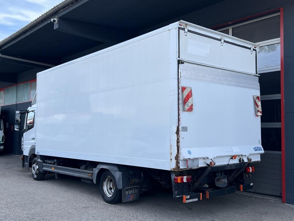 Box van Atego 818 Klima AHK 6,05m Koffer LBW Tempomat Atego 818 Klima AHK 6,05m Koffer LBW Tempomat- Photo 9