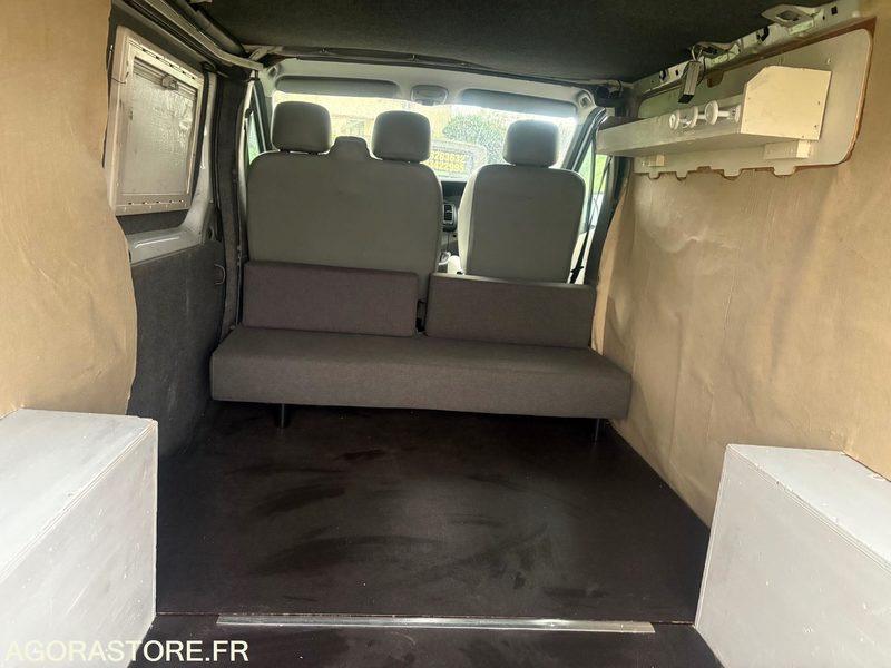 Kleintransporter Renault Trafic dci 115 / 228000 km - Immatriculation anglaise Renault Trafic dci 115 / 228000 km - Immatriculation anglaise- Photo 6