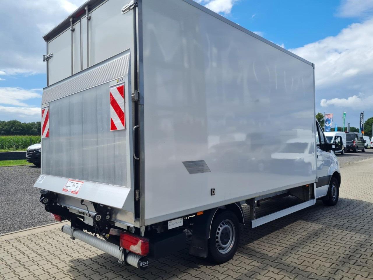 Koffer Transporter Mercedes-Benz Sprinter 315 CDI Koffer LBW RWD KLIMA TEMPOMAT Mercedes-Benz Sprinter 315 CDI Koffer LBW RWD KLIMA TEMPOMAT- Photo 4
