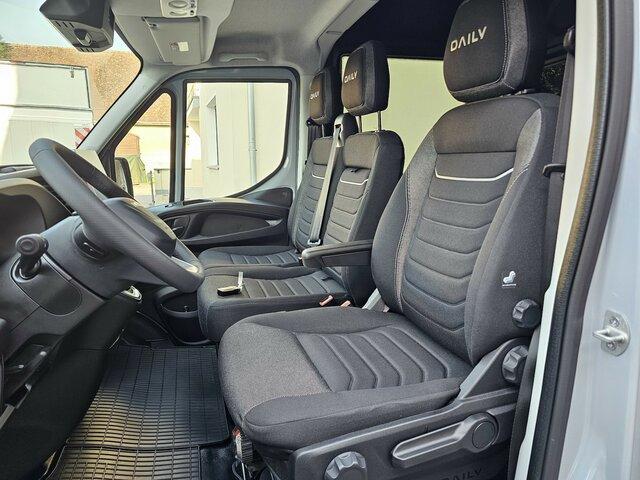 Panel van Daily 35S18HA8V DOKA Hi-Matic 12m³ 2xSchiebetür Daily 35S18HA8V DOKA Hi-Matic 12m³ 2xSchiebetür- Photo 3
