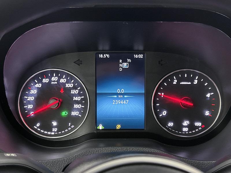 Kastenwagen Sprinter 315 1.9 CDI L2H2 Inrichting 220v omvormer Laadlift Navigatie Achteruitrijcamera Inrichting Cruise Control Sprinter 315 1.9 CDI L2H2 Inrichting 220v omvormer Laadlift Navigatie Achteruitrijcamera Inrichting Cruise Control- Photo 6