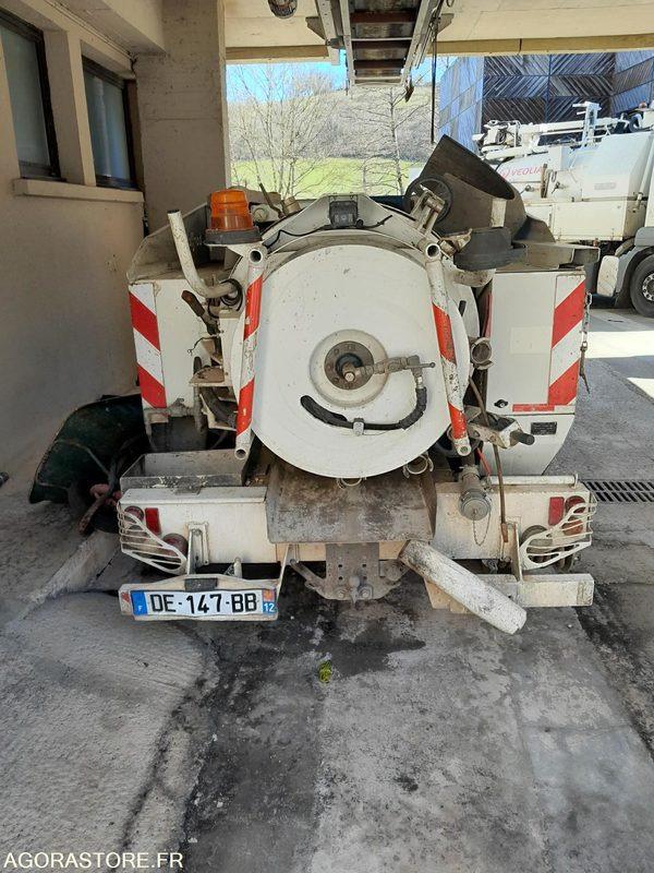 Pick-up Camion hydrocureur LAND ROVER Defender - 2014 / 142 462 KM Camion hydrocureur LAND ROVER Defender - 2014 / 142 462 KM- Photo 5