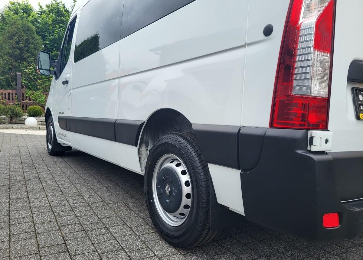 Kleinbus Master 2.3 170ps. L2H2 8-osobowy Serwisowany I właściciel Master 2.3 170ps. L2H2 8-osobowy Serwisowany I właściciel- Photo 8