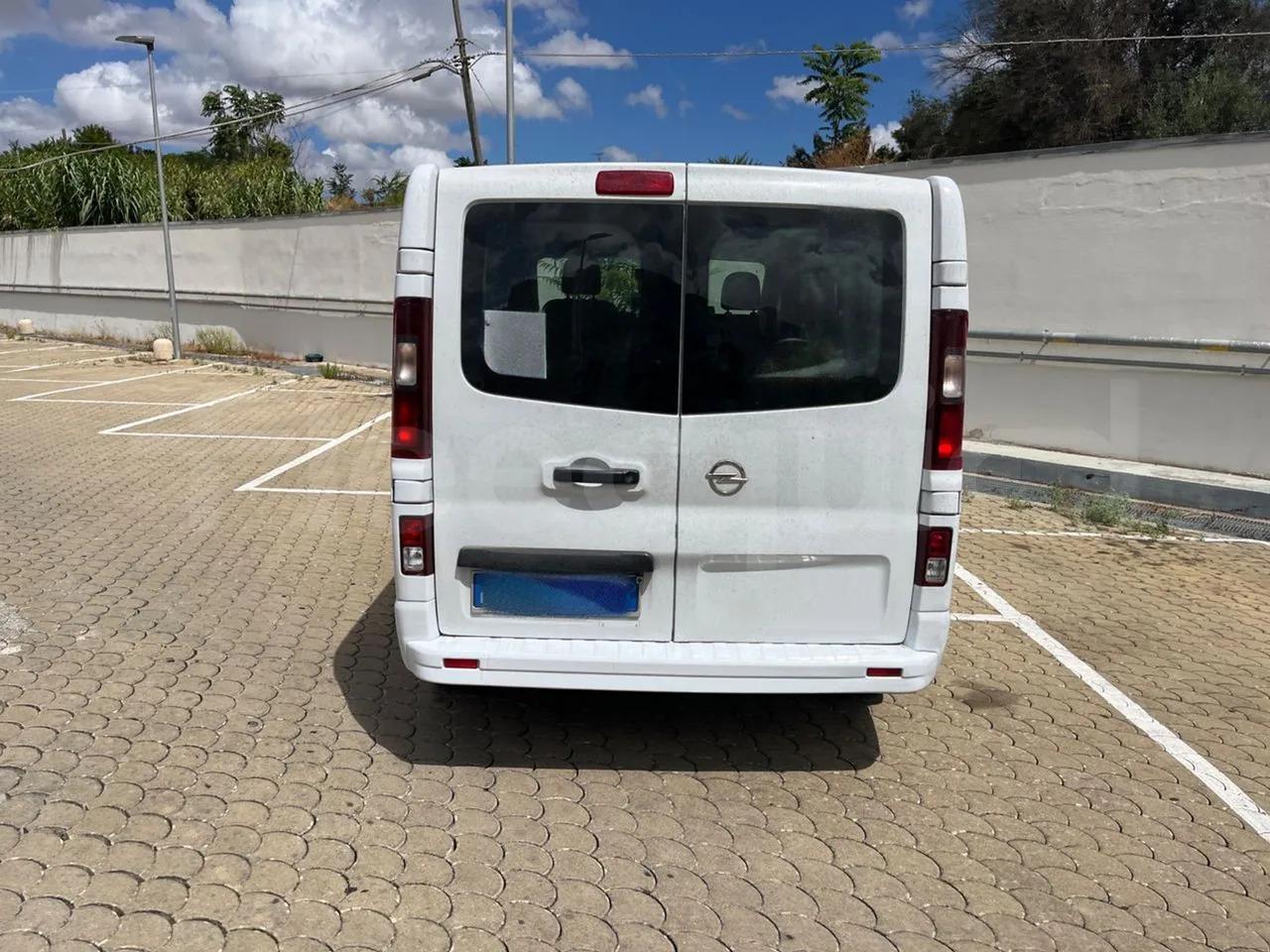 Kleinbus Opel Vivaro - B Opel Vivaro - B- Photo 5