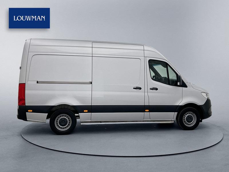 Kastenwagen Sprinter 315 1.9 CDI L2H2 Inrichting 220v omvormer Laadlift Navigatie Achteruitrijcamera Inrichting Cruise Control Sprinter 315 1.9 CDI L2H2 Inrichting 220v omvormer Laadlift Navigatie Achteruitrijcamera Inrichting Cruise Control- Photo 4