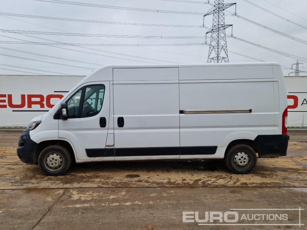 Van 2021 Peugeot Boxer 2021 Peugeot Boxer- Photo 2