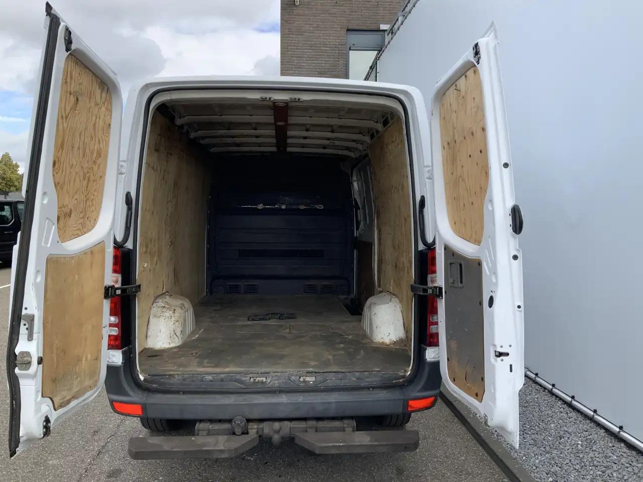 Panel van 311 2.2 CDI 366 L2 H1 Automaat Trekhaak 2800 kg 3 311 2.2 CDI 366 L2 H1 Automaat Trekhaak 2800 kg 3- Photo 5