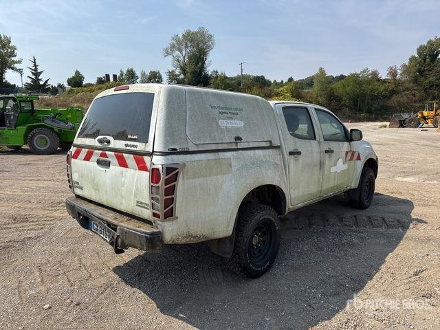 Pick-up 2013 Isuzu D-Max 4x4 Extended Cab (Inoperable) Pickup 2013 Isuzu D-Max 4x4 Extended Cab (Inoperable) Pickup- Photo 4