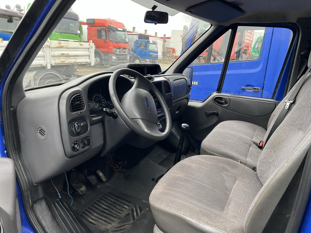 Transporter mit Doppelkabine Ford Transit 2,0 TDE 4x2 Ford Transit 2,0 TDE 4x2, EX-THW, 6 Sitze Ford Transit 2,0 TDE 4x2 Ford Transit 2,0 TDE 4x2, EX-THW, 6 Sitze- Photo 7