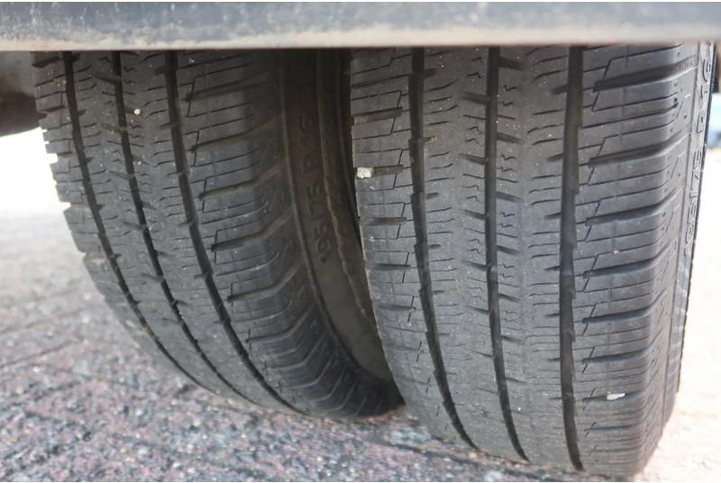 Pritschenwagen Daily 35C16 HI Matic Dubbele cabine open 7 persoons uitvoering. Dubbel lucht achter as. 3.0 L motor Daily 35C16 HI Matic Dubbele cabine open 7 persoons uitvoering. Dubbel lucht achter as. 3.0 L motor- Photo 8