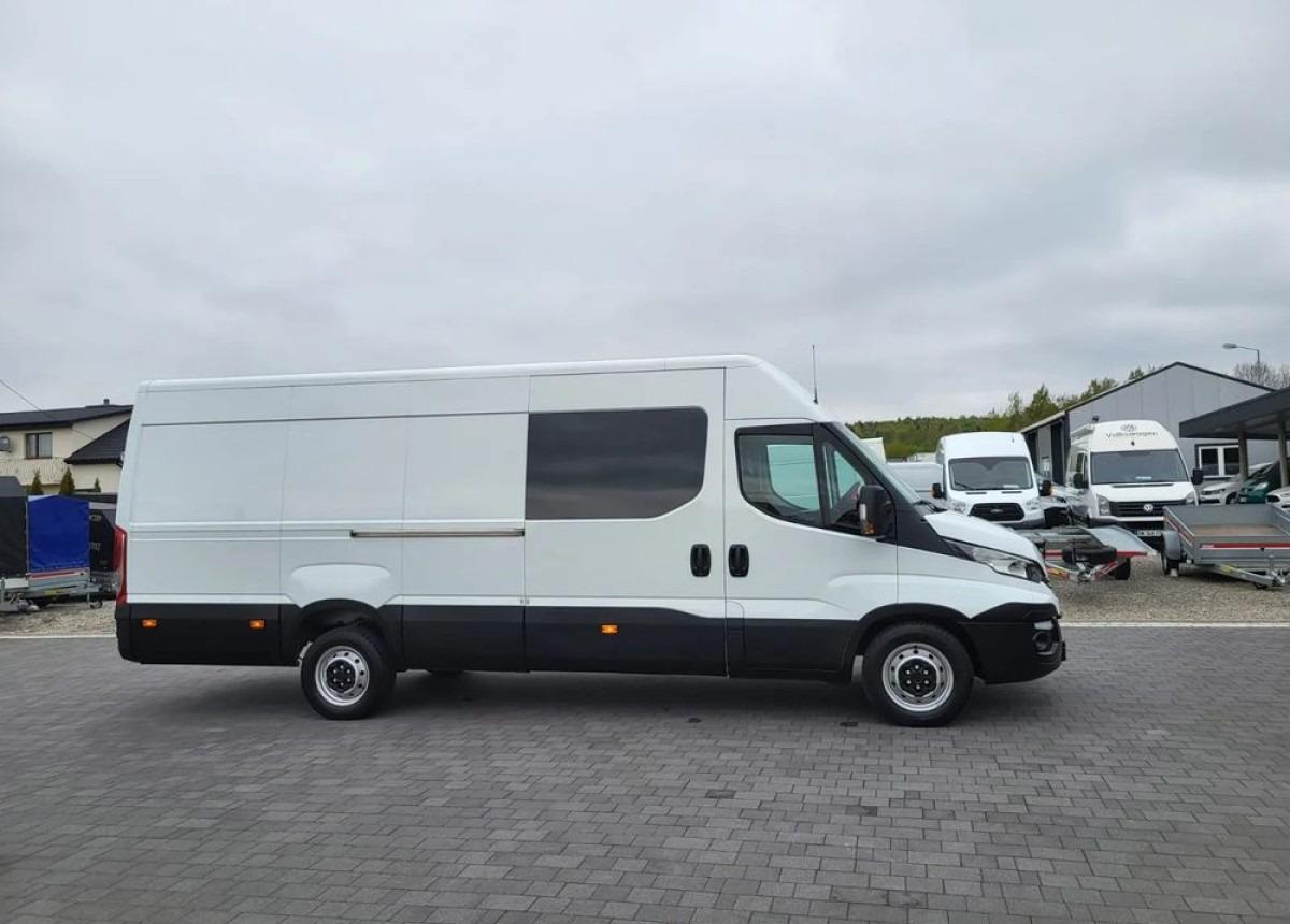 Transporter mit Doppelkabine Daily Max 7 -osobowe Daily Max 7 -osobowe- Photo 2