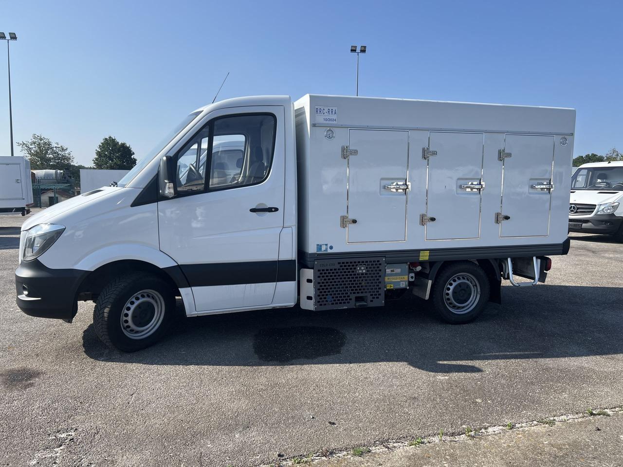 Refrigerated van FURGON HELADERO 3.5T MERCEDES SPRINTER FURGON HELADERO 3.5T MERCEDES SPRINTER- Photo 3