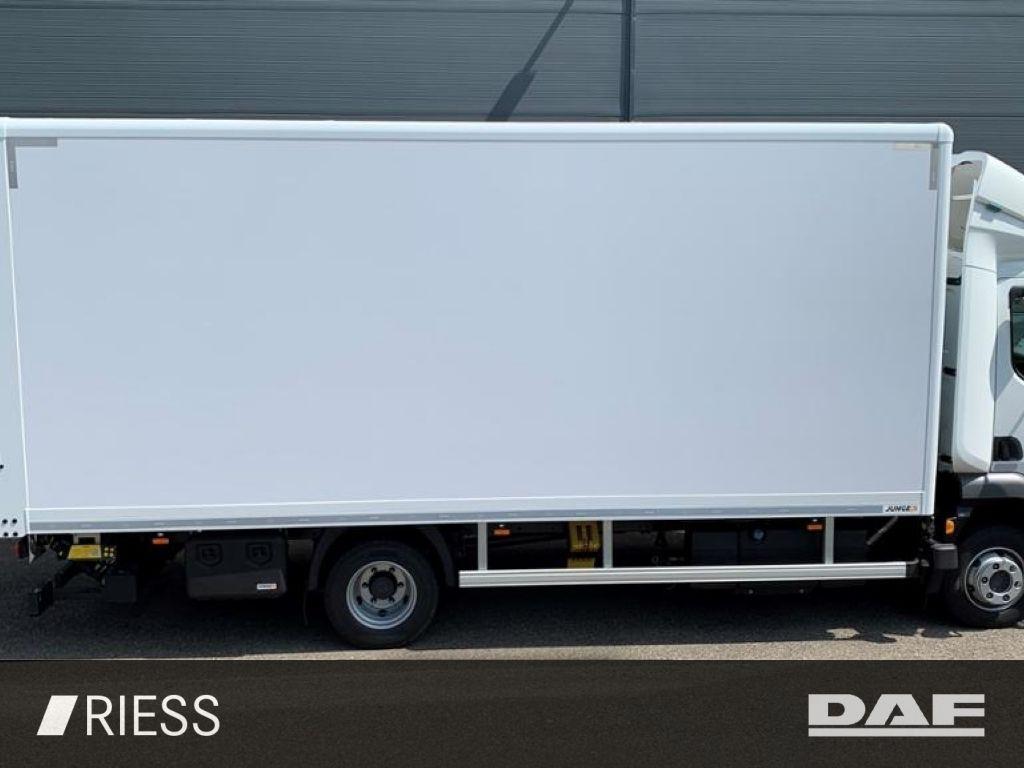 Box van DAF XB 210 FA 7,49 to Koffer LBW Klima Automatik DAF XB 210 FA 7,49 to Koffer LBW Klima Automatik- Photo 2