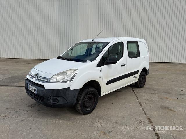 Small van 2014 Citroen Berlingo Dangel 4x4 Vehicule Utilitaire Cargo Van 2014 Citroen Berlingo Dangel 4x4 Vehicule Utilitaire Cargo Van- Photo 2