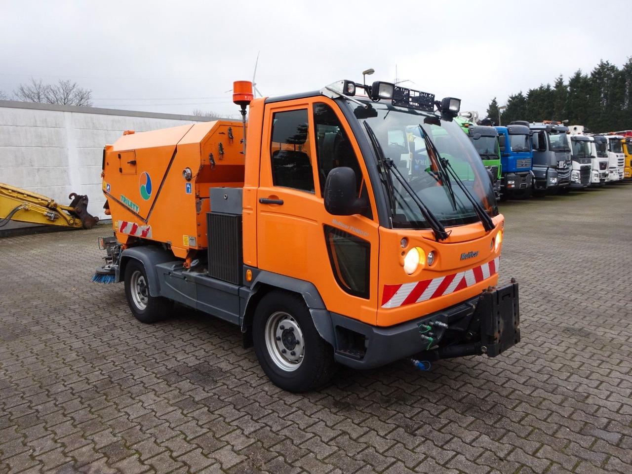 Kipper Transporter Multicar M30 HAKO FUMO Kehrmaschine+Kipper Wechsel-System Multicar M30 HAKO FUMO Kehrmaschine+Kipper Wechsel-System- Photo 9
