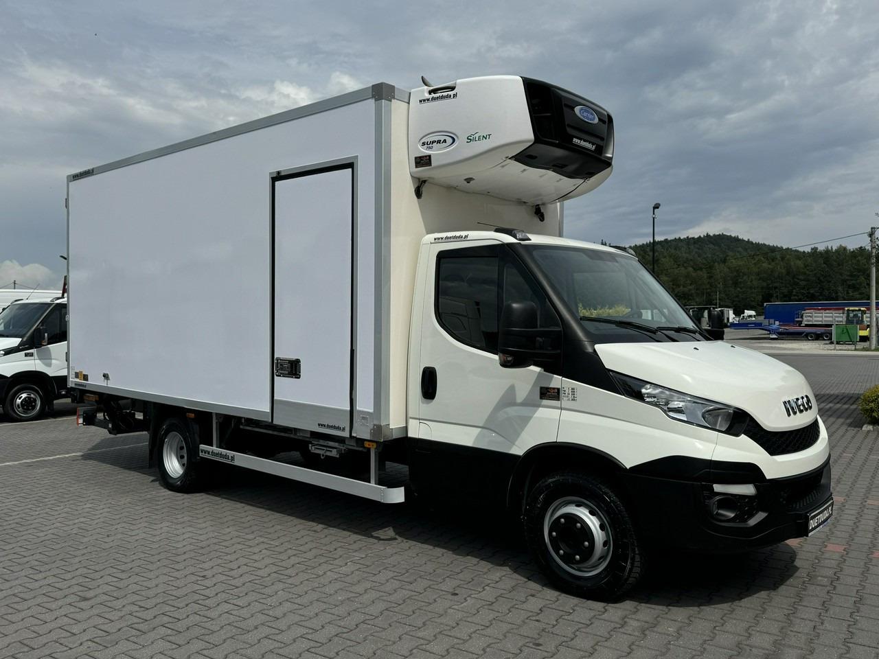 Refrigerated van Daily 70C17 Mroźnia Agregat Carrier Supra 750 10-Palet + Winda Daily 70C17 Mroźnia Agregat Carrier Supra 750 10-Palet + Winda- Photo 2