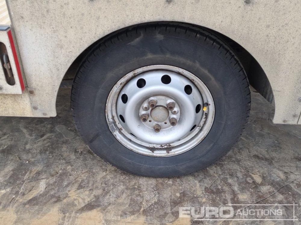 Pritschenwagen 2020 Peugeot Boxer 335 2020 Peugeot Boxer 335- Photo 10