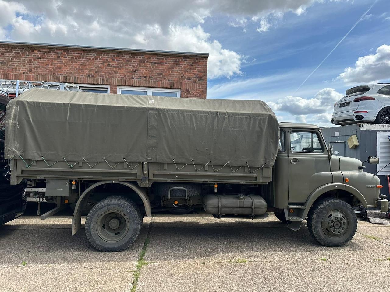 Transporter mit Plane MAN 11.136 HA 4X4*H-zul.*schön*ex belg. Armee MAN 11.136 HA 4X4*H-zul.*schön*ex belg. Armee- Photo 3