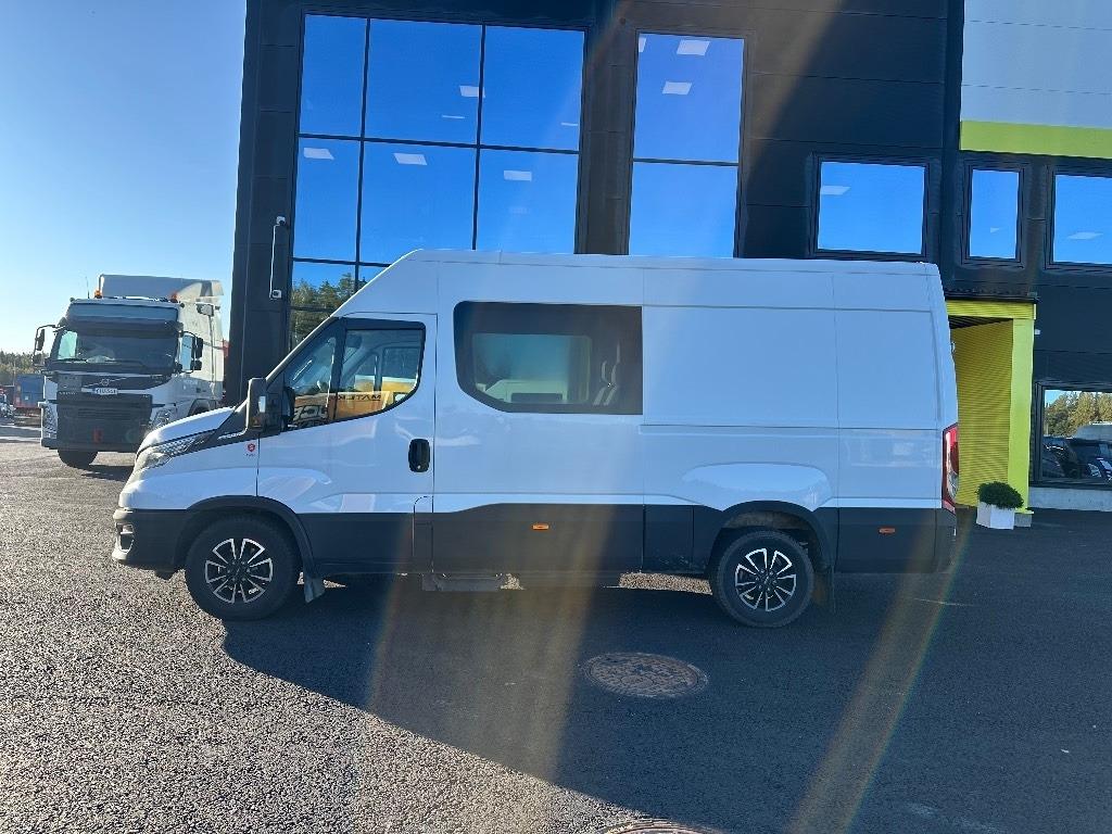 Panel van- Photo 7