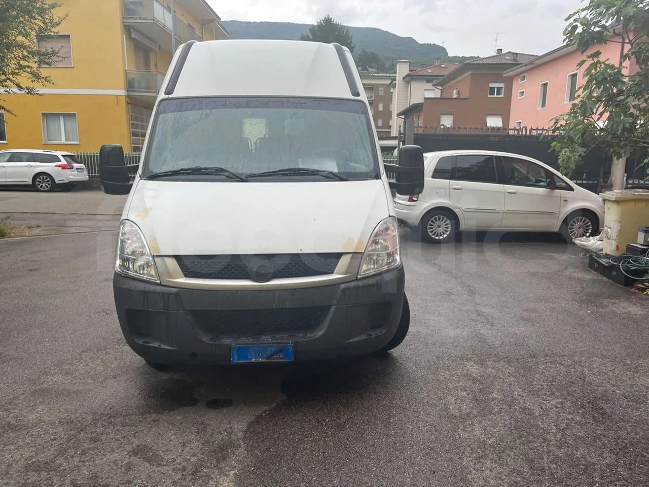 Kleinbus Iveco Daily Iveco Daily- Photo 2