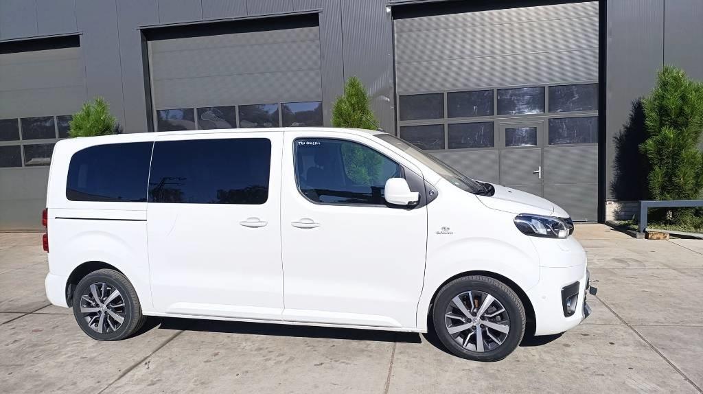 Panel van- Photo 3
