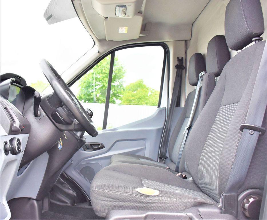 Panel van- Photo 9