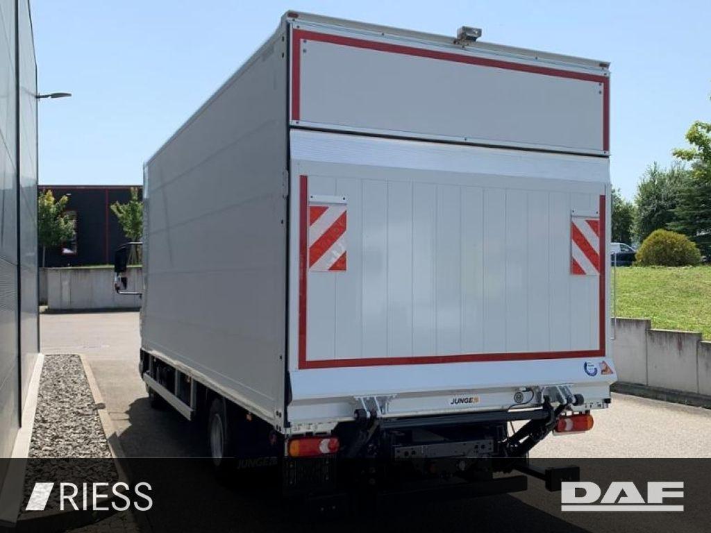 Box van DAF XB 210 FA 7,49 to Koffer LBW Klima Automatik DAF XB 210 FA 7,49 to Koffer LBW Klima Automatik- Photo 4