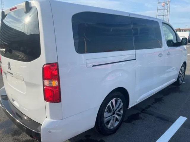 Kleinbus Traveller VIP Business Lounge L3 FWD 2.0D A/T - 150hp - 8 seater Traveller VIP Business Lounge L3 FWD 2.0D A/T - 150hp - 8 seater- Photo 6