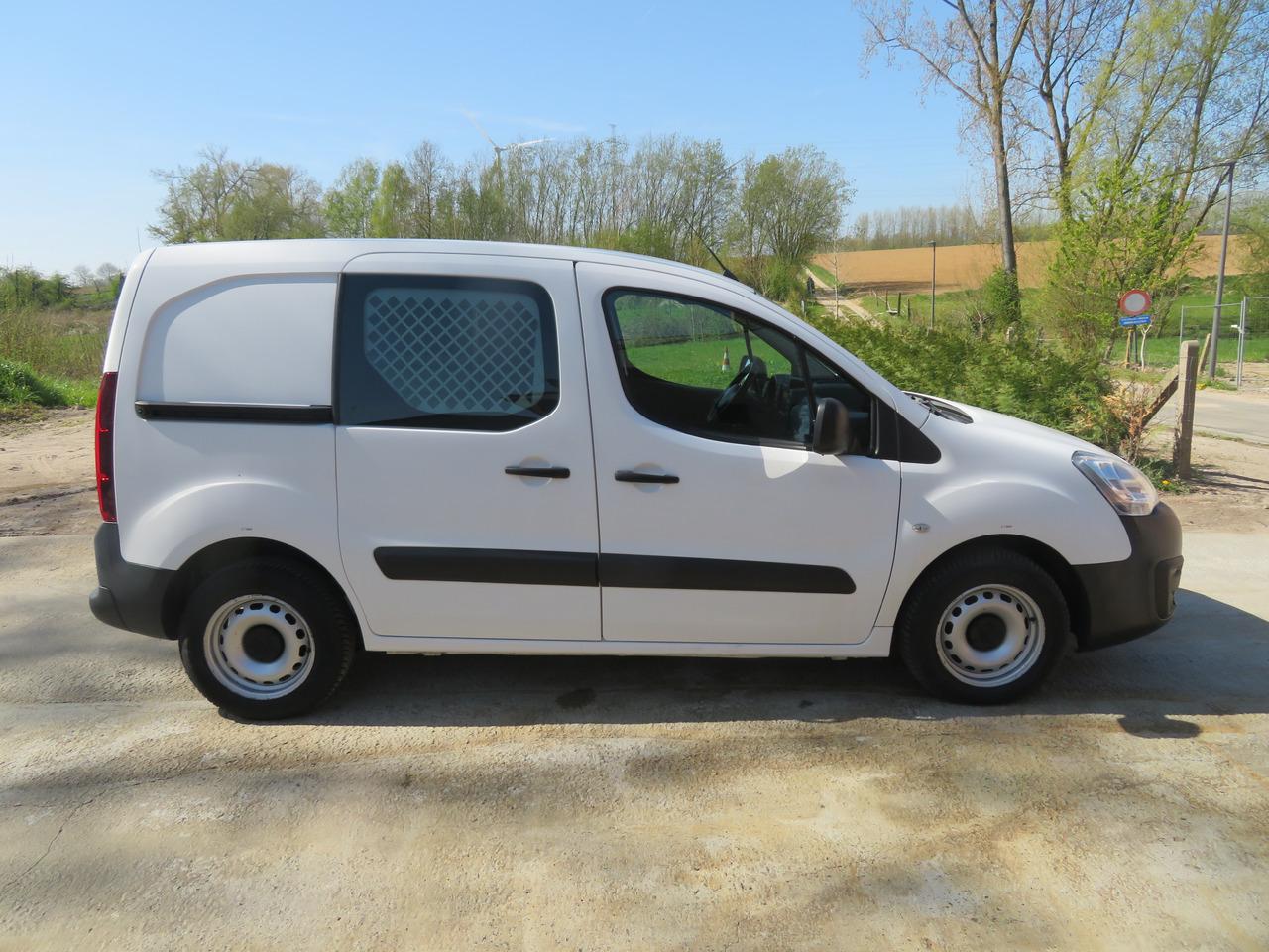 Panel van Berlingo 1.6 BlueHDi CLUB Berlingo 1.6 BlueHDi CLUB- Photo 8