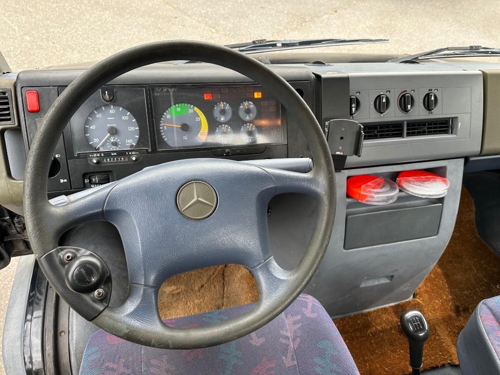 Minisattelzug Mercedes Vario 614 814 618 818 BE trekker combi combinatie Mercedes Vario 614 814 618 818 BE trekker combi combinatie- Photo 10